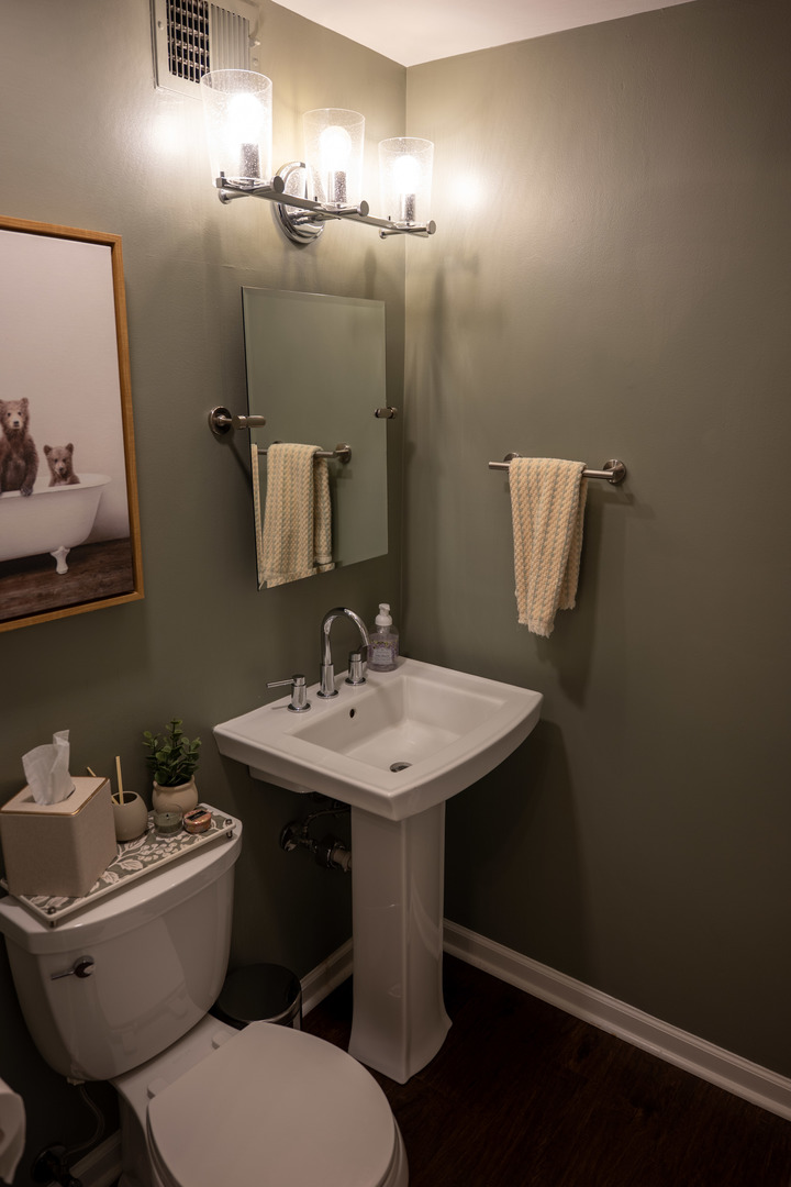 430 71st Street, Darien, IL 60561