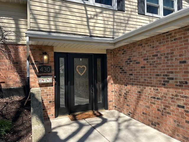 430 71st Street, Darien, IL 60561