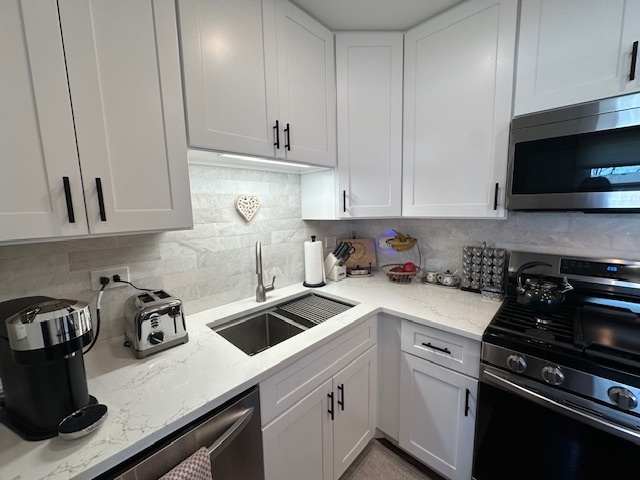 430 71st Street, Darien, IL 60561