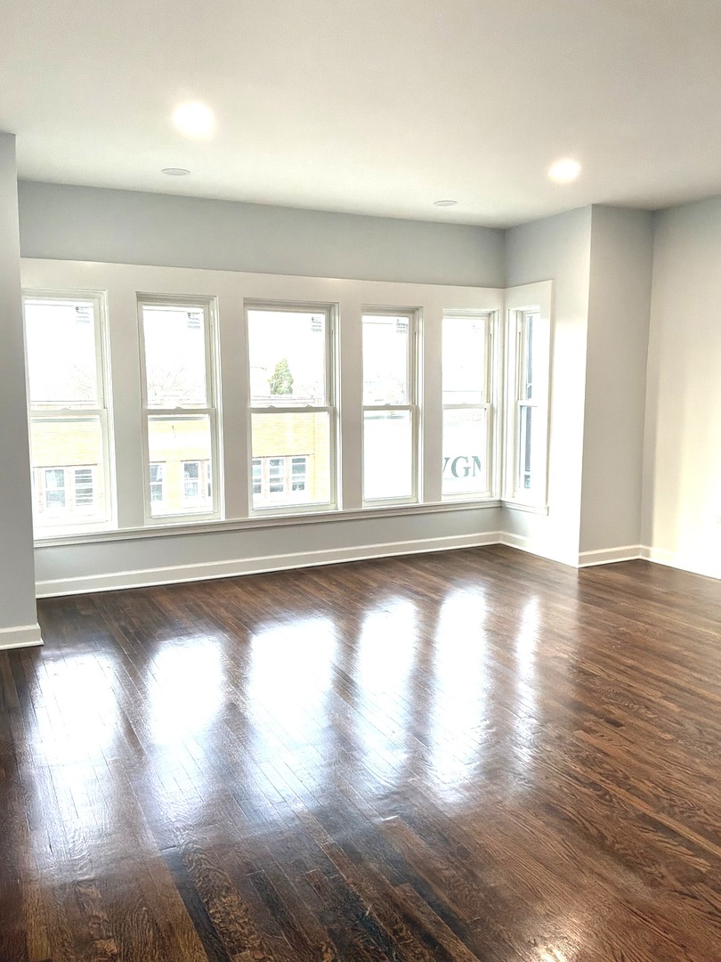 224 E Cass Street #PENTHOUSE, Joliet, IL 60432