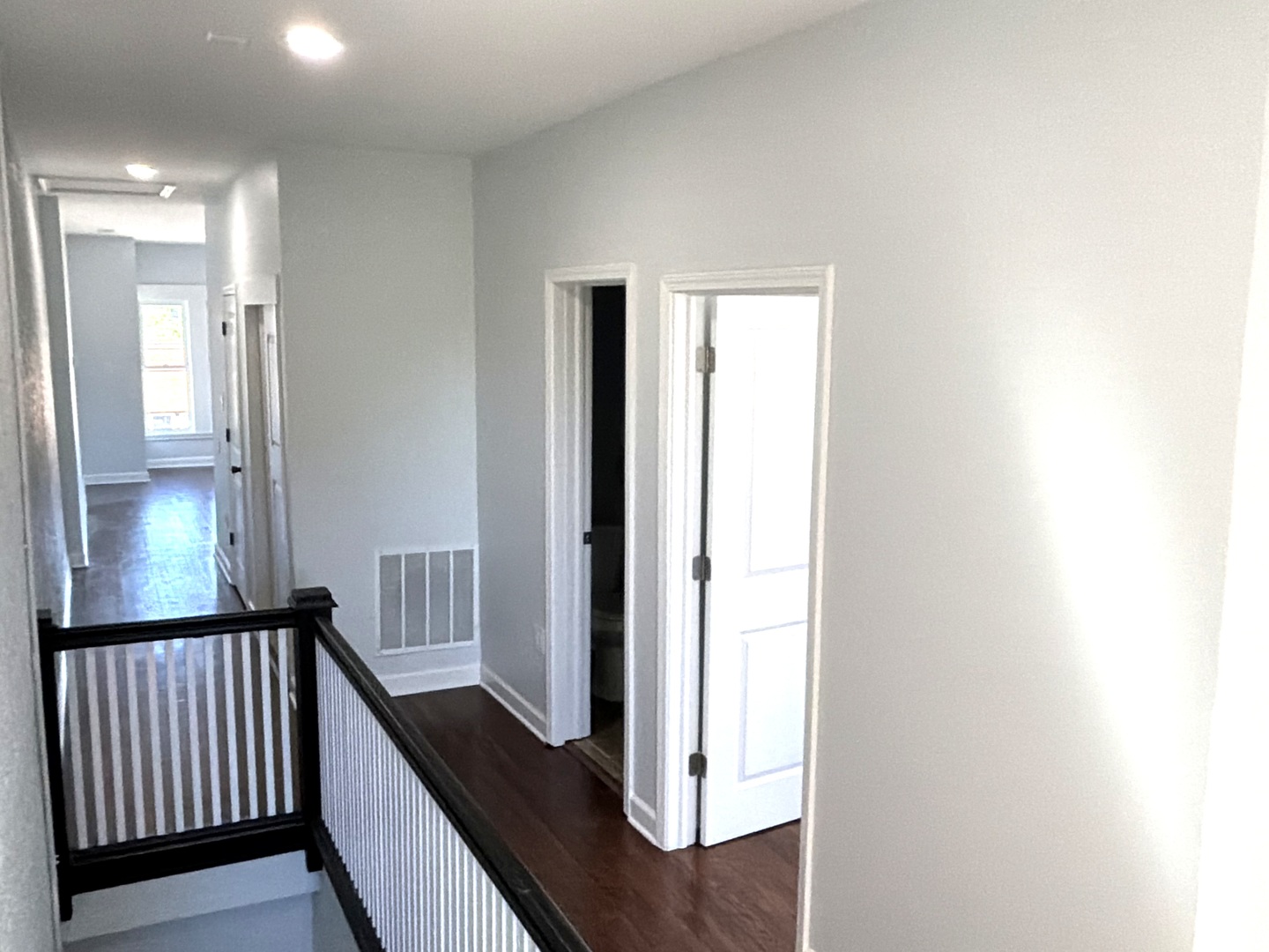 224 E Cass Street #PENTHOUSE, Joliet, IL 60432