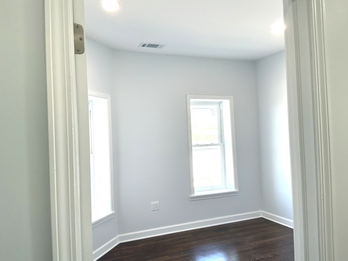 224 E Cass Street #PENTHOUSE, Joliet, IL 60432