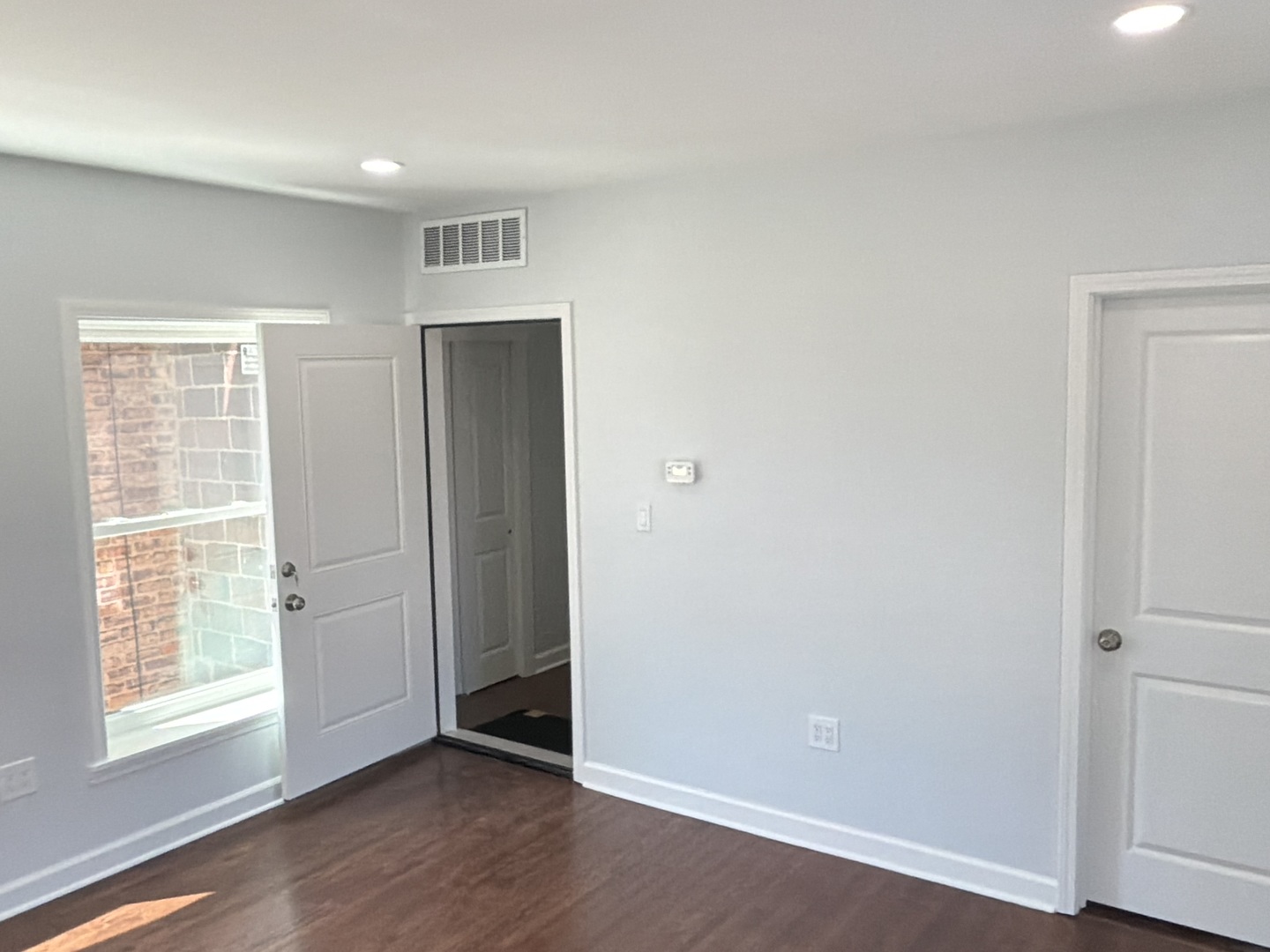 224 E Cass Street #PENTHOUSE, Joliet, IL 60432