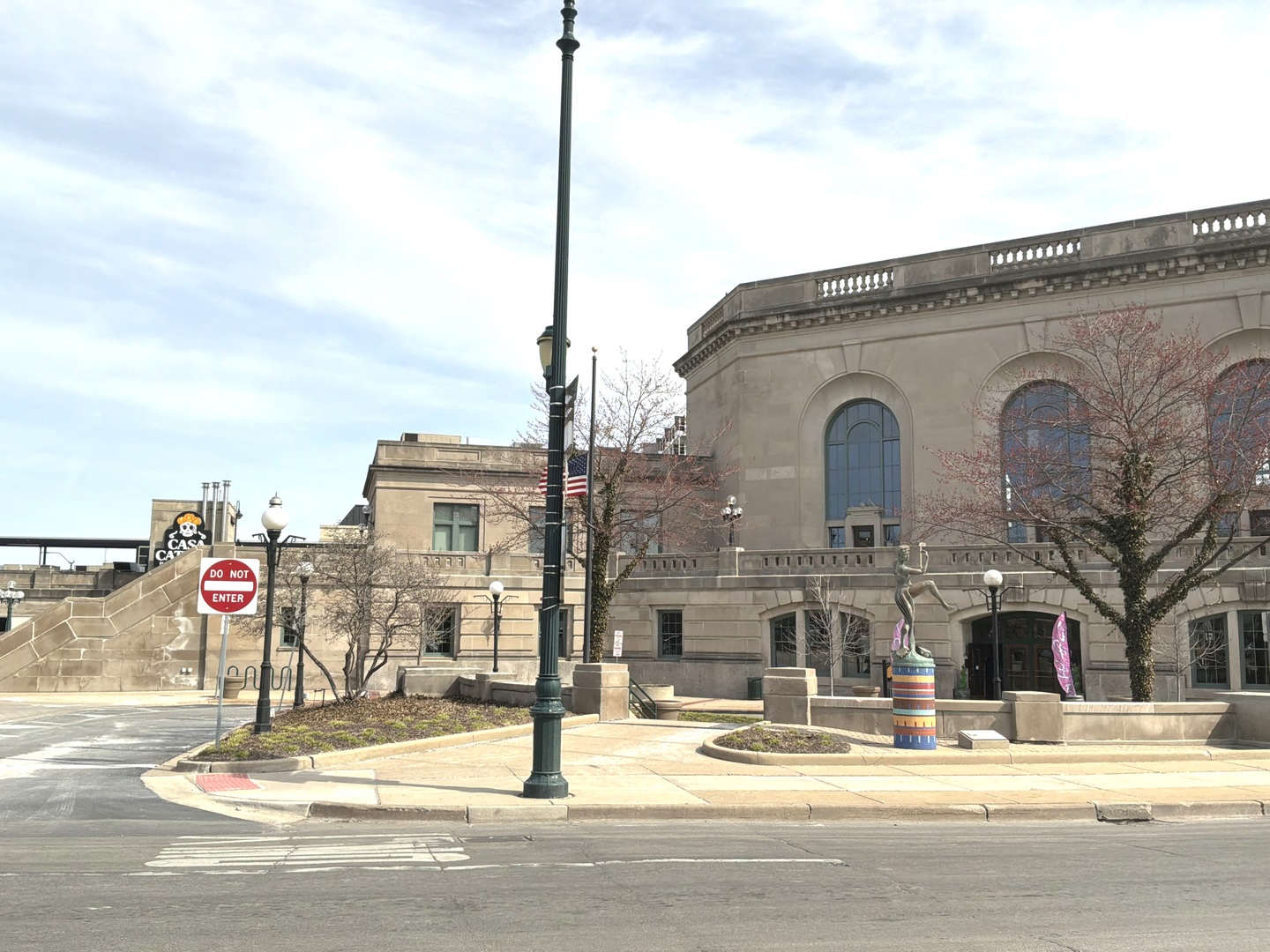 224 E Cass Street #PENTHOUSE, Joliet, IL 60432