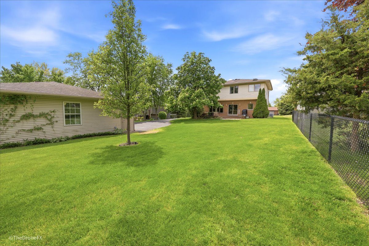 1N589 Goodrich Avenue, Glen Ellyn, IL 60137