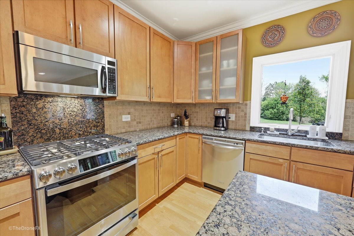 1N589 Goodrich Avenue, Glen Ellyn, IL 60137