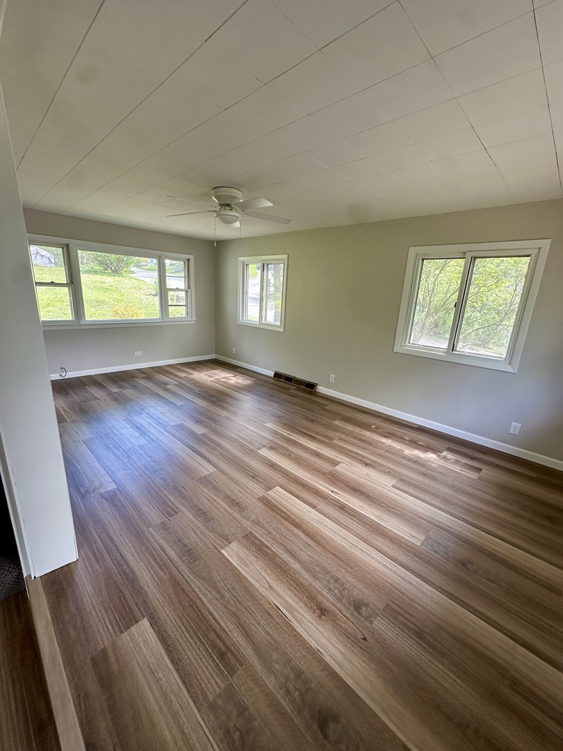 35397 N 1st Avenue, Ingleside, IL 60041