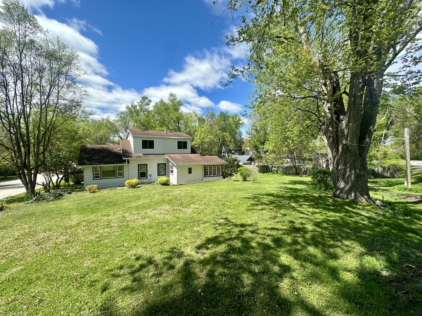 35397 N 1st Avenue, Ingleside, IL 60041