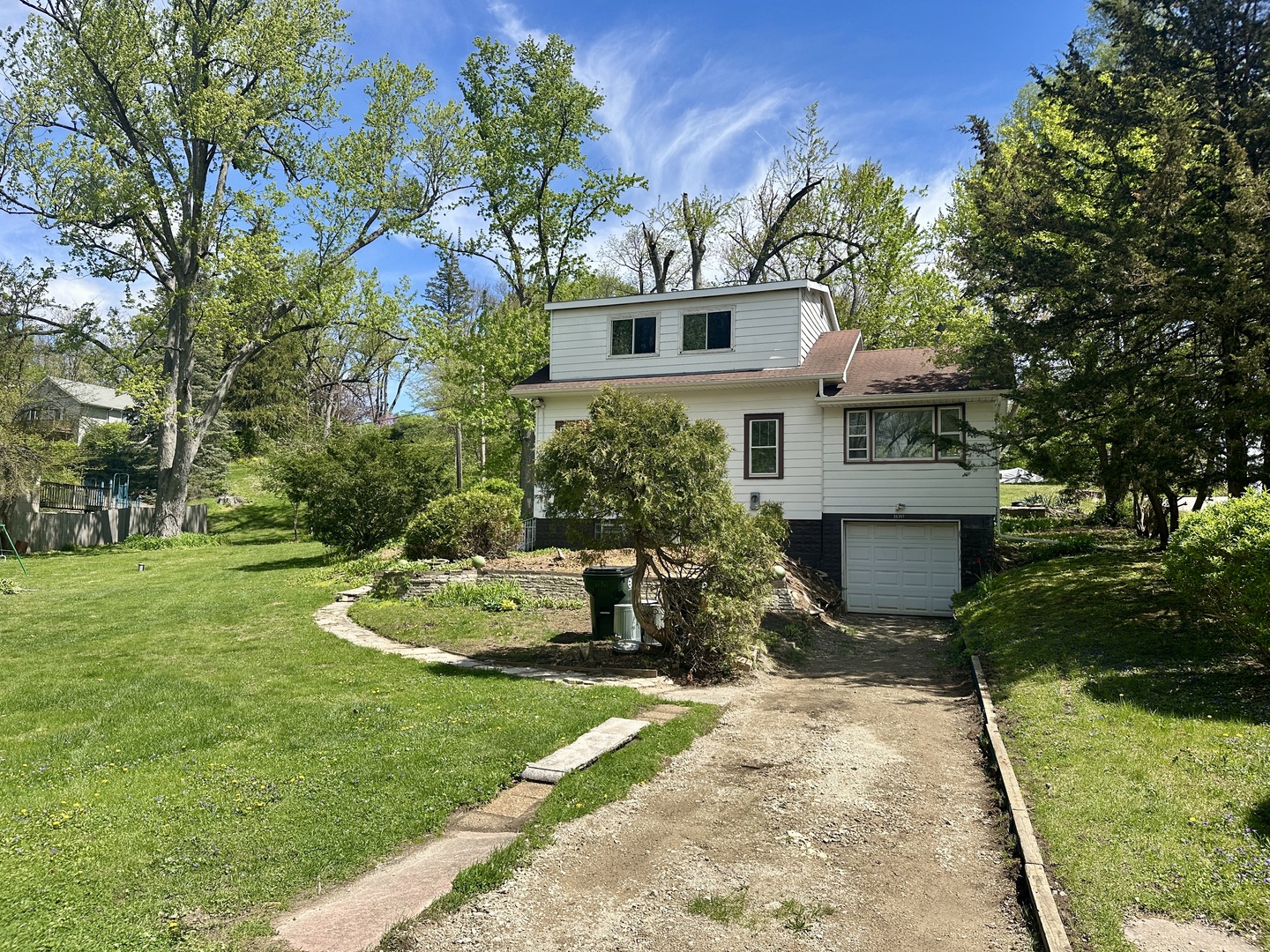 35397 N 1st Avenue, Ingleside, IL 60041