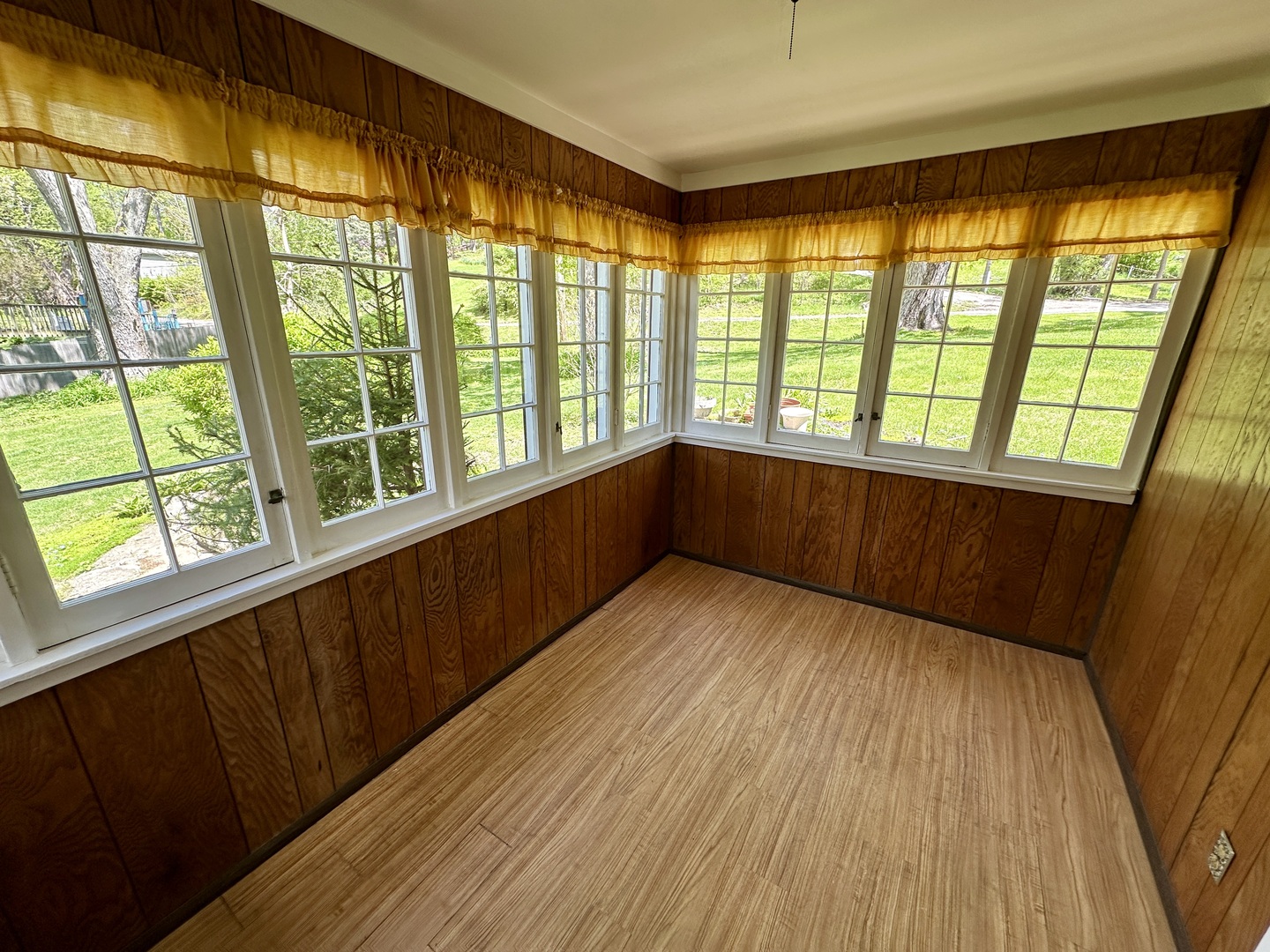 35397 N 1st Avenue, Ingleside, IL 60041