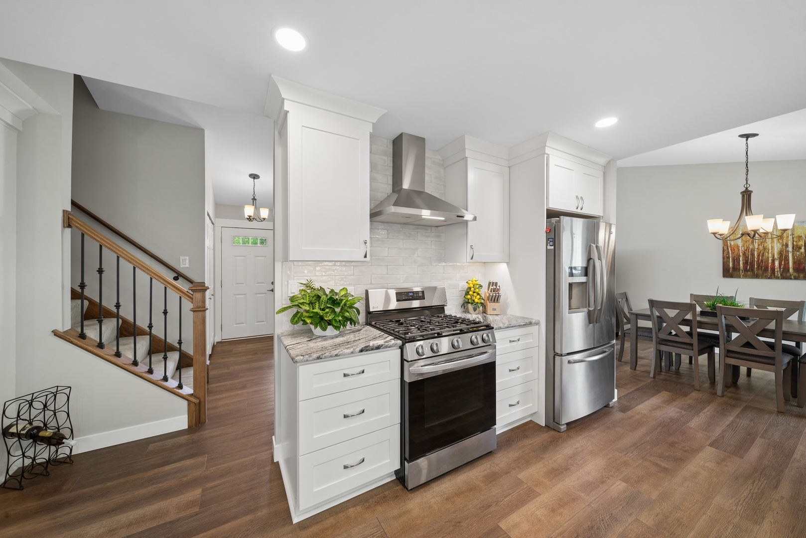 5S742 Meadow Lake Drive, Naperville, IL 60540