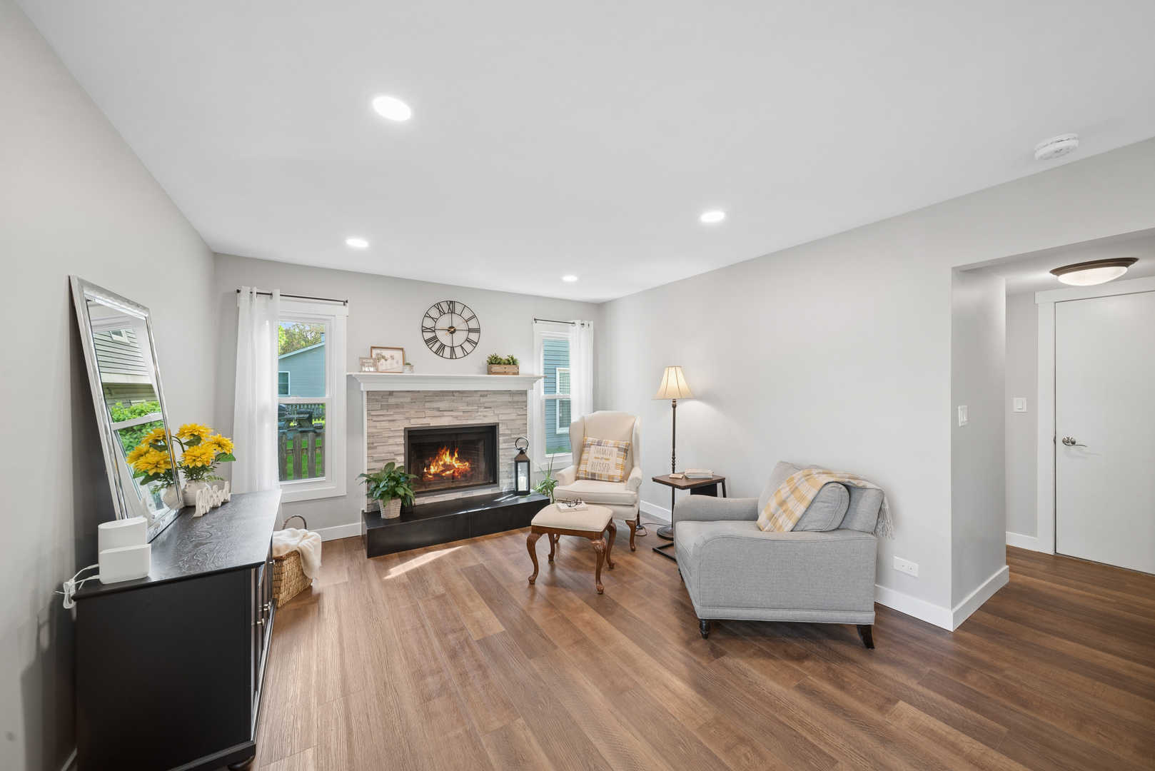 5S742 Meadow Lake Drive, Naperville, IL 60540
