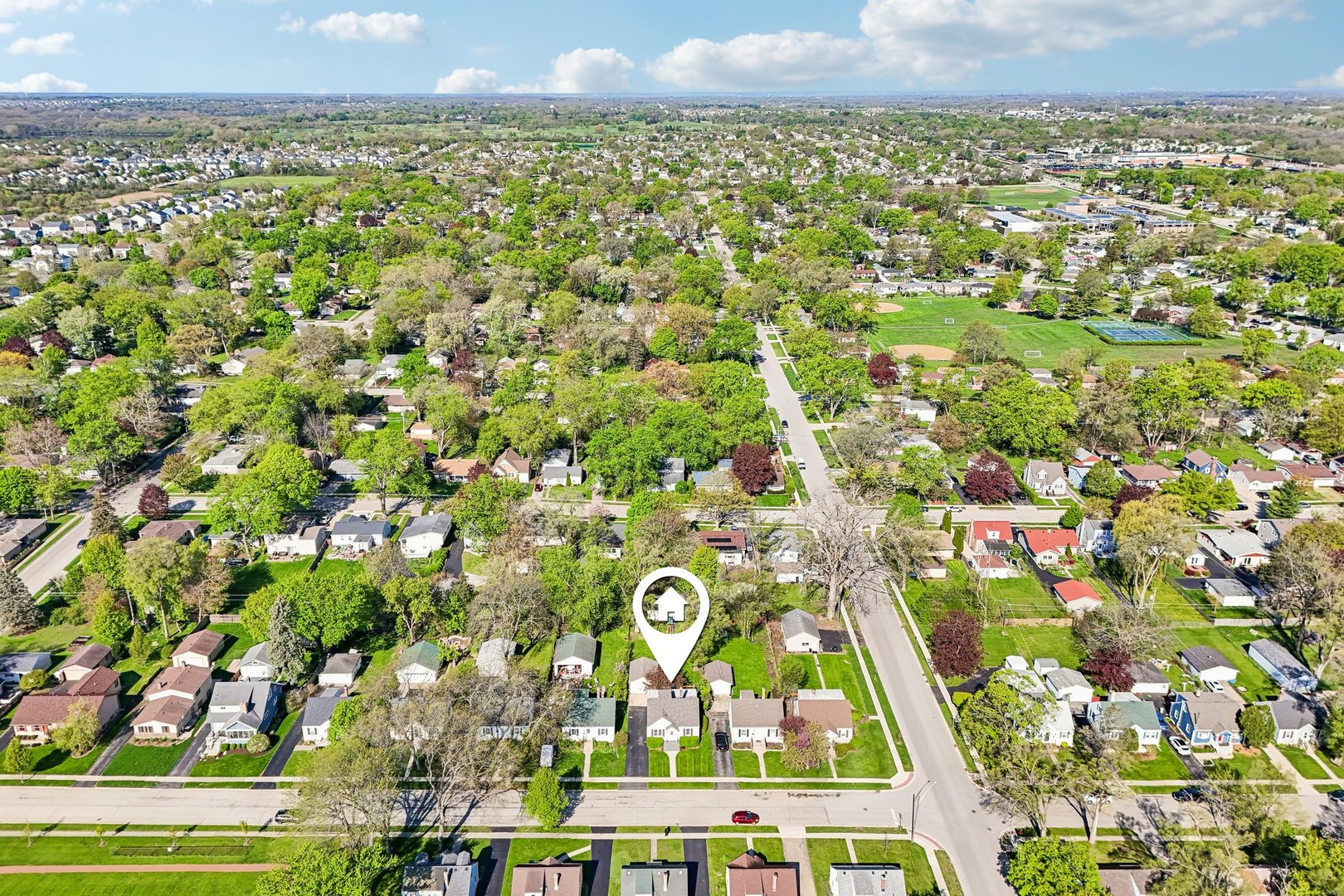 158 N Garfield Avenue, Mundelein, IL 60060