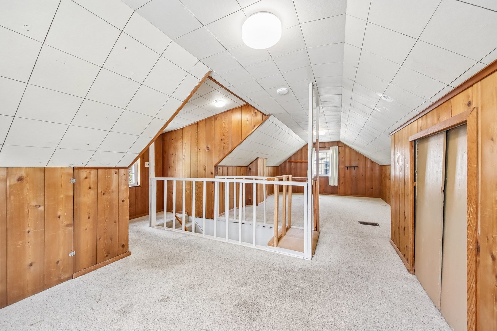 158 N Garfield Avenue, Mundelein, IL 60060