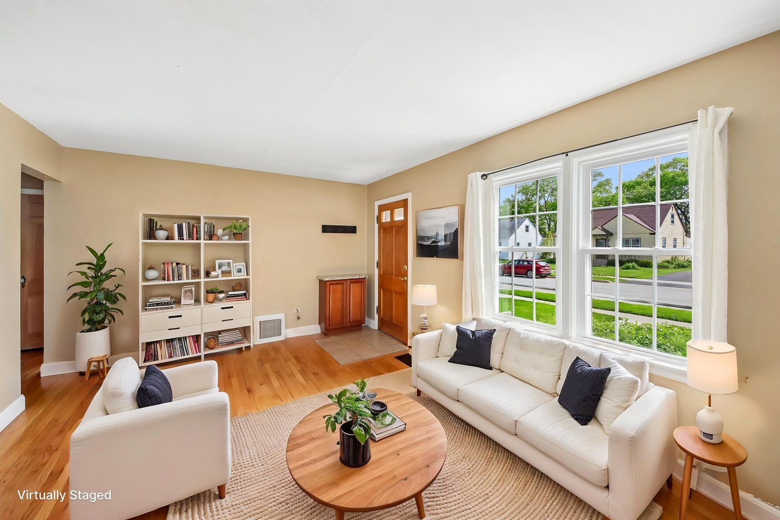158 N Garfield Avenue, Mundelein, IL 60060