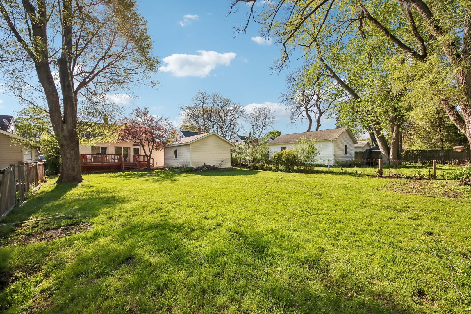 158 N Garfield Avenue, Mundelein, IL 60060
