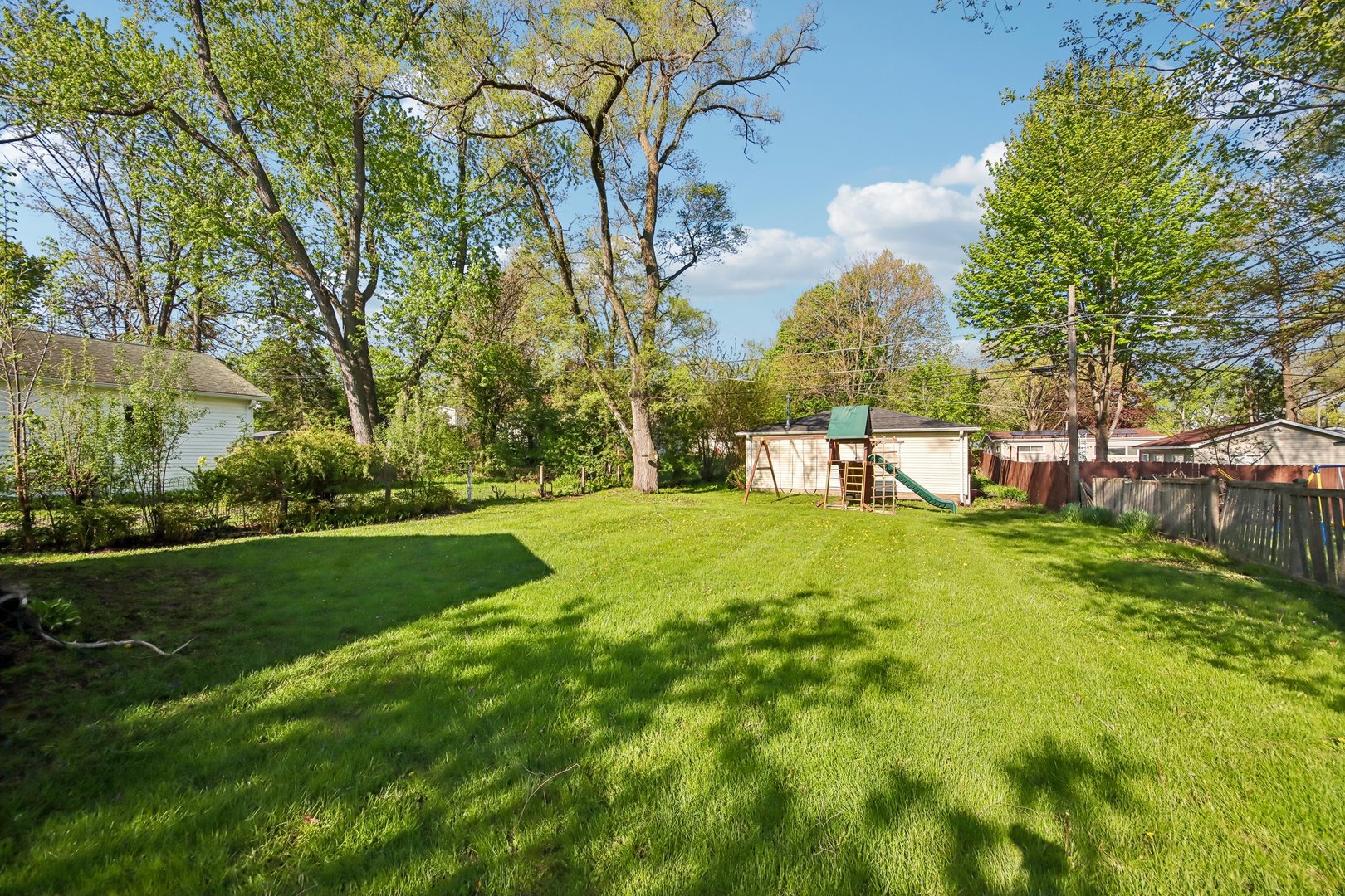 158 N Garfield Avenue, Mundelein, IL 60060