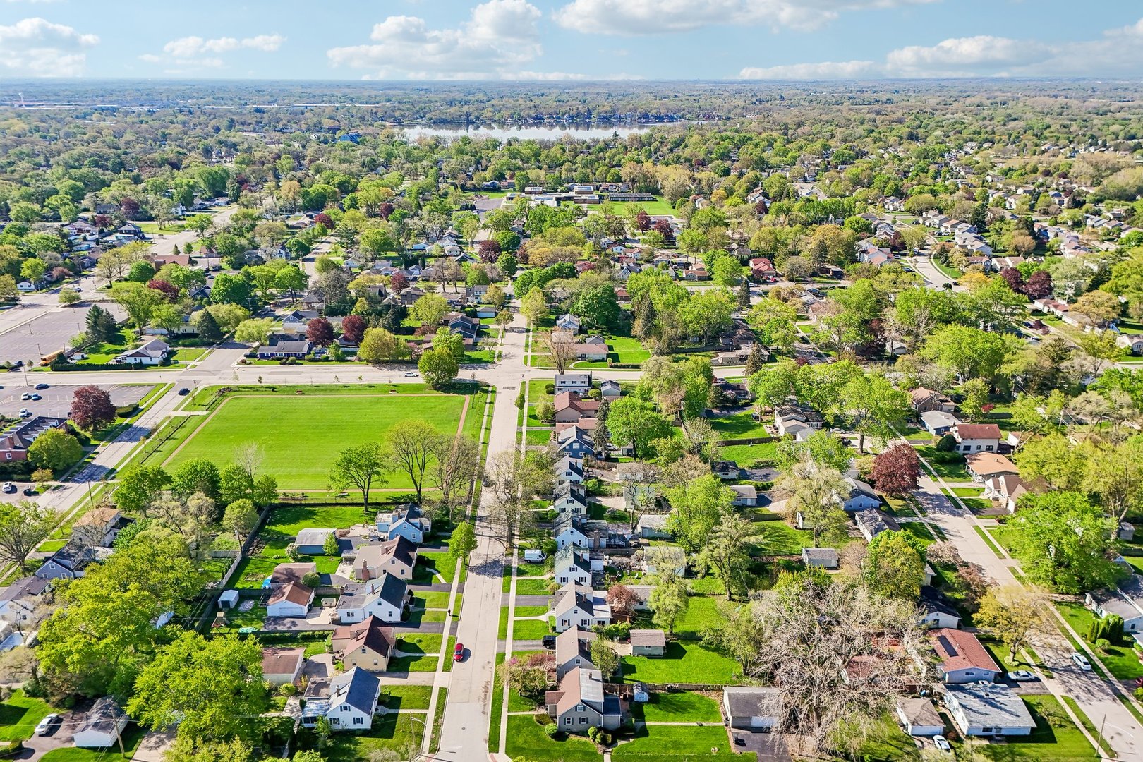 158 N Garfield Avenue, Mundelein, IL 60060