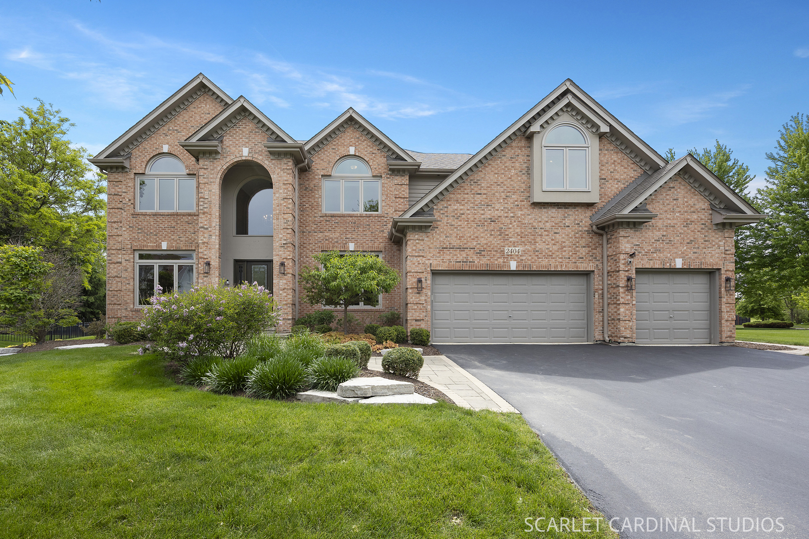 2404 Shaker Court, Naperville, IL 60564