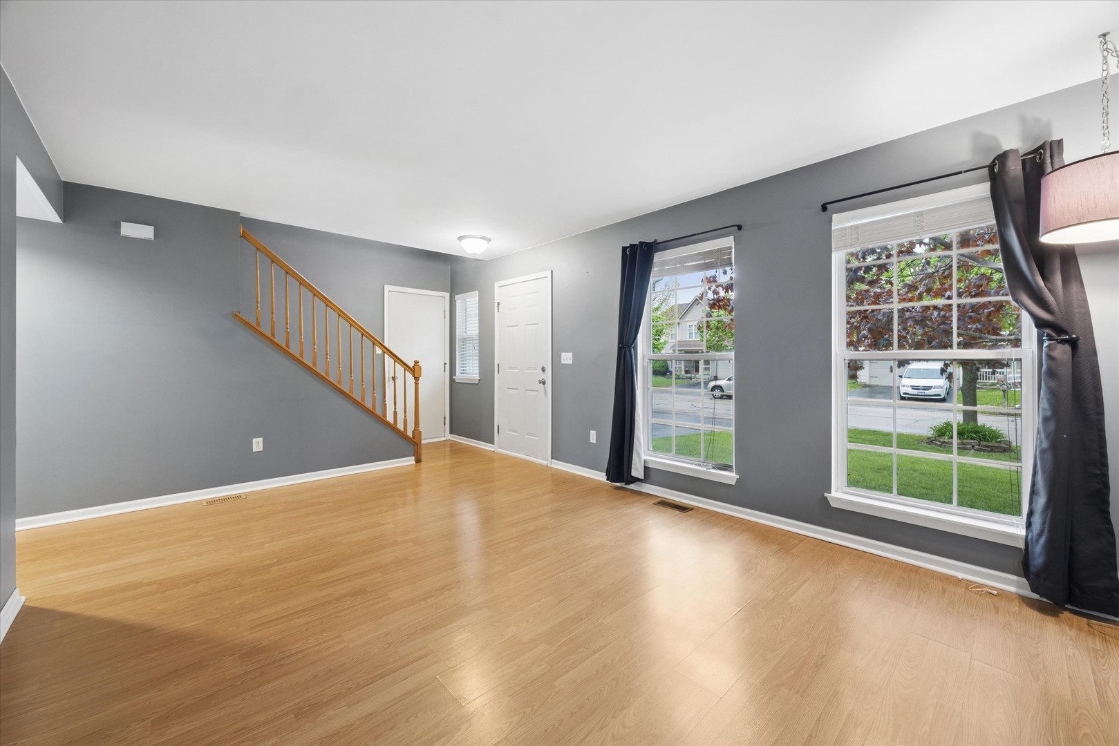 2070 Whitmore Drive, Romeoville, IL 60446