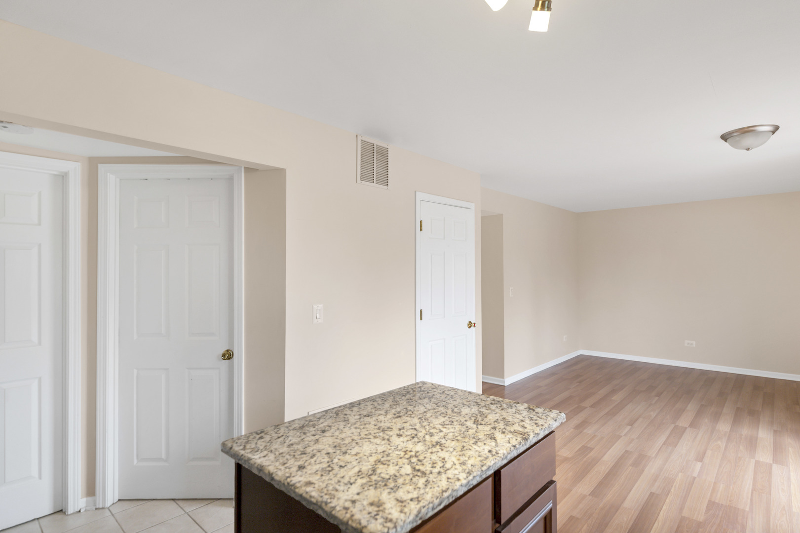 5903 Delaware Avenue, Gurnee, IL 60031