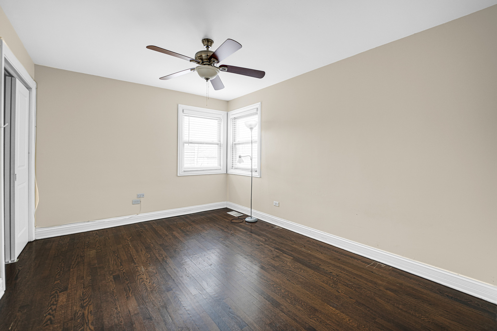 2437 N 78th Avenue, Elmwood Park, IL 60707