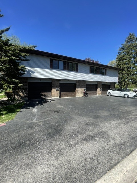 1590 Perry Court #A, Aurora, IL 60505