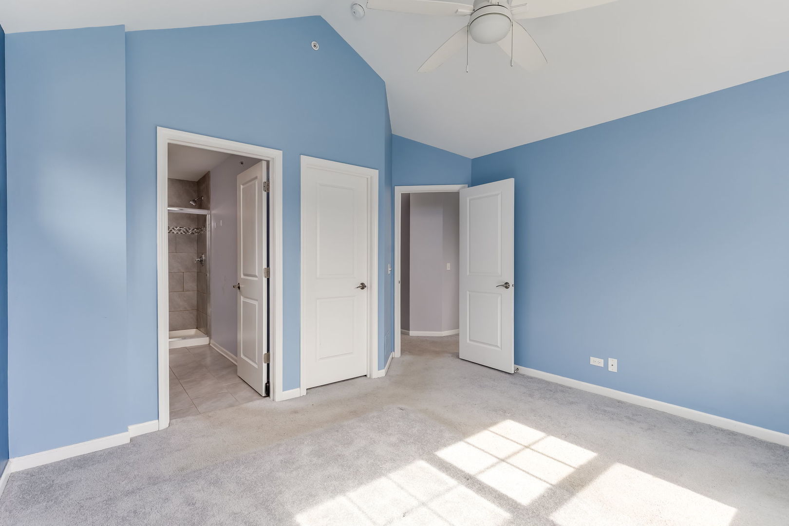 822 Center Street, Des Plaines, IL 60016