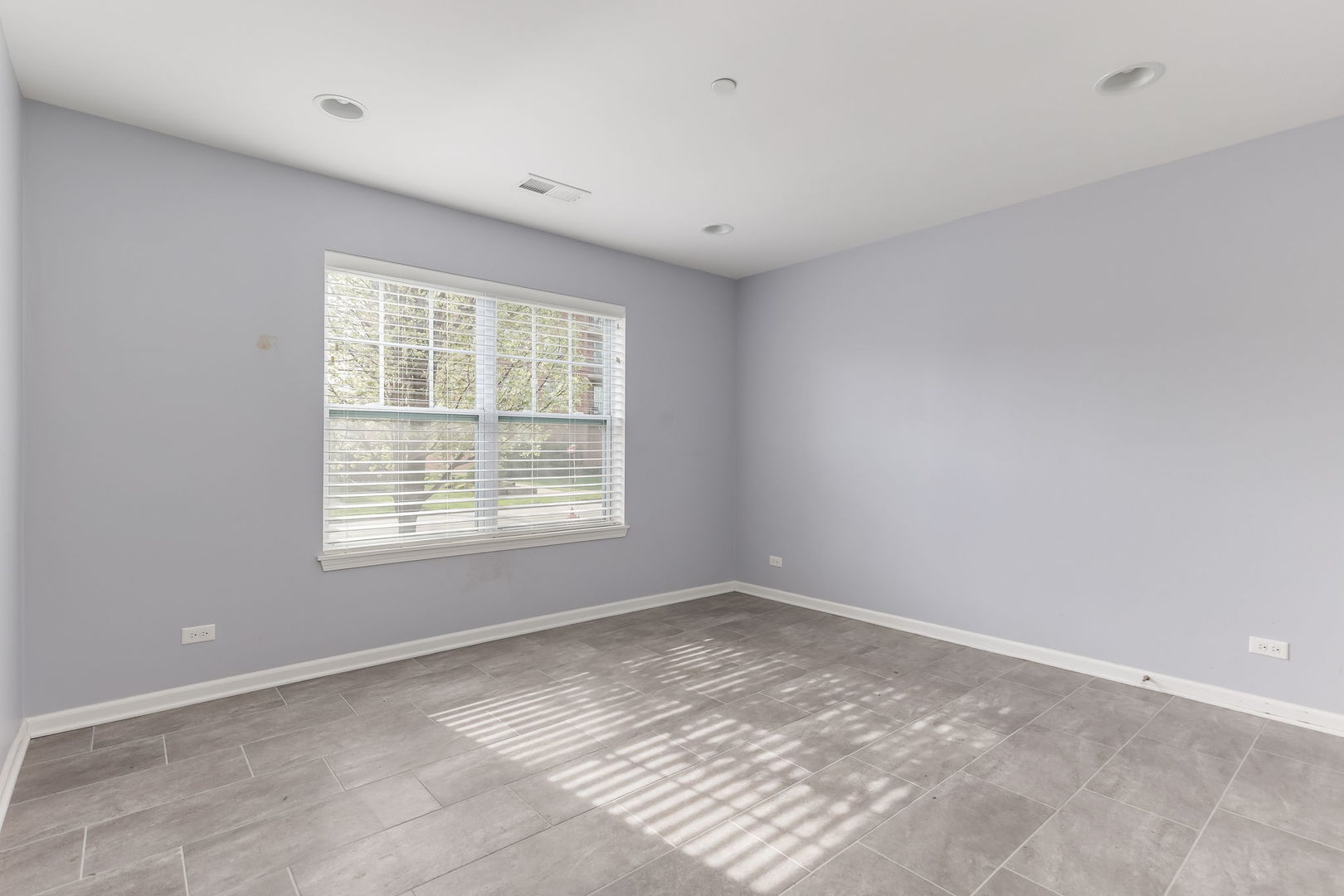 822 Center Street, Des Plaines, IL 60016