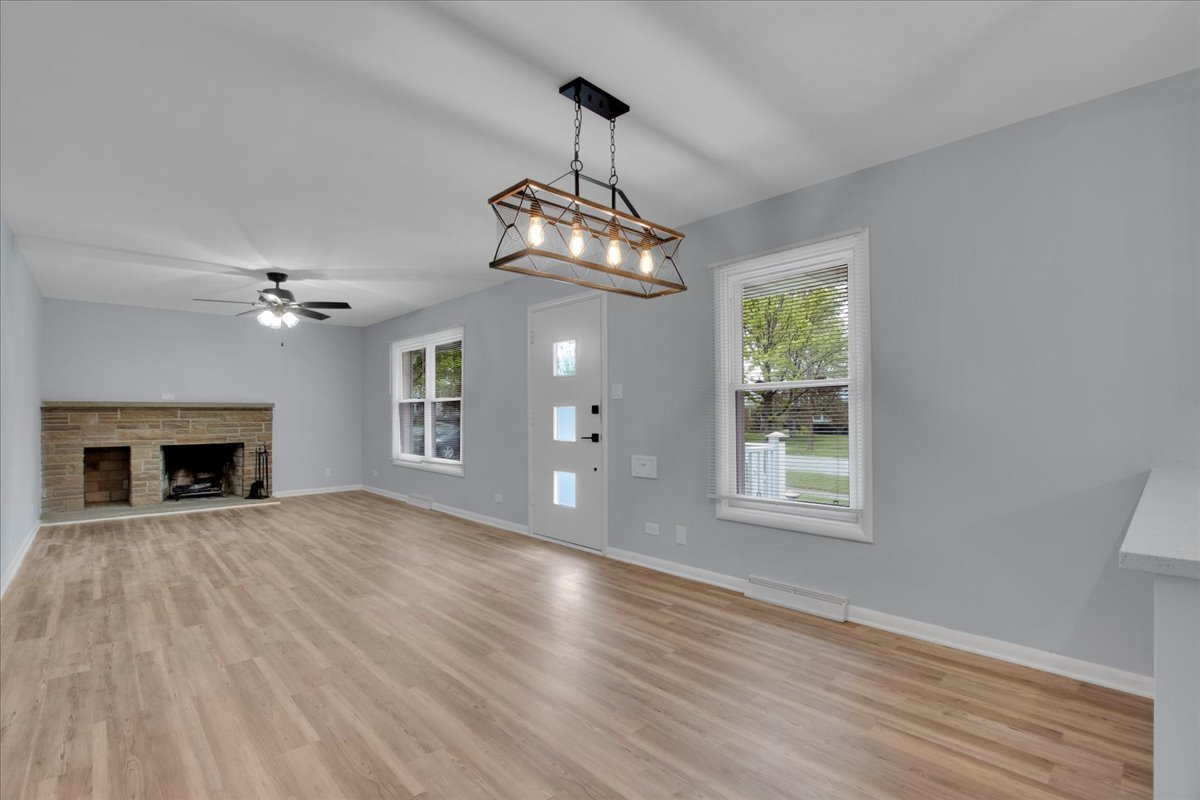 312 S Oak Street, Palatine, IL 60067