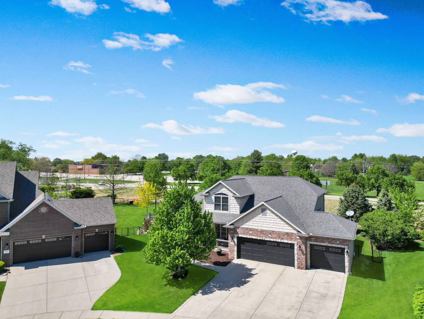 2704 Vrooman Court, Bloomington, IL 61704