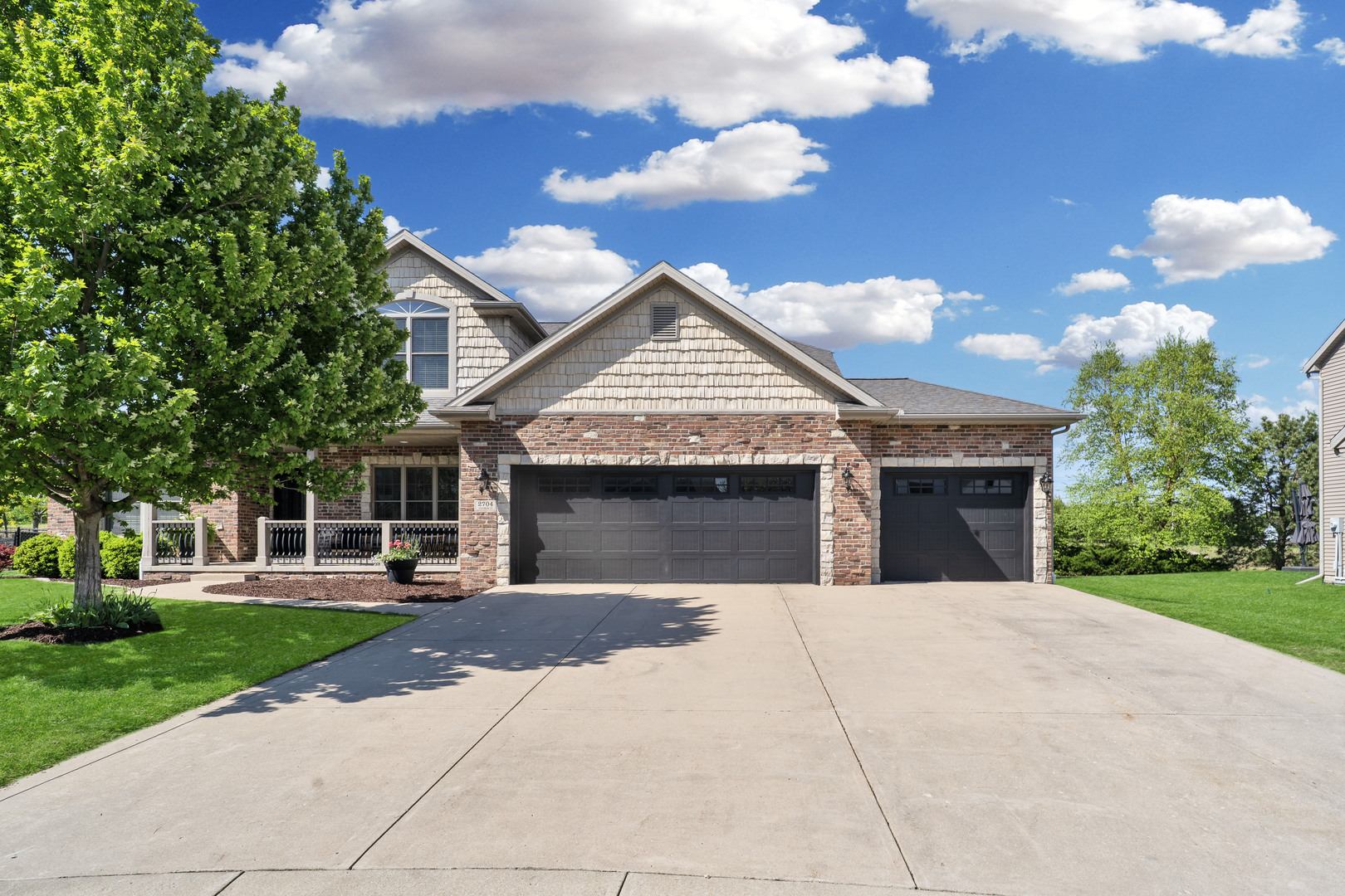 2704 Vrooman Court, Bloomington, IL 61704