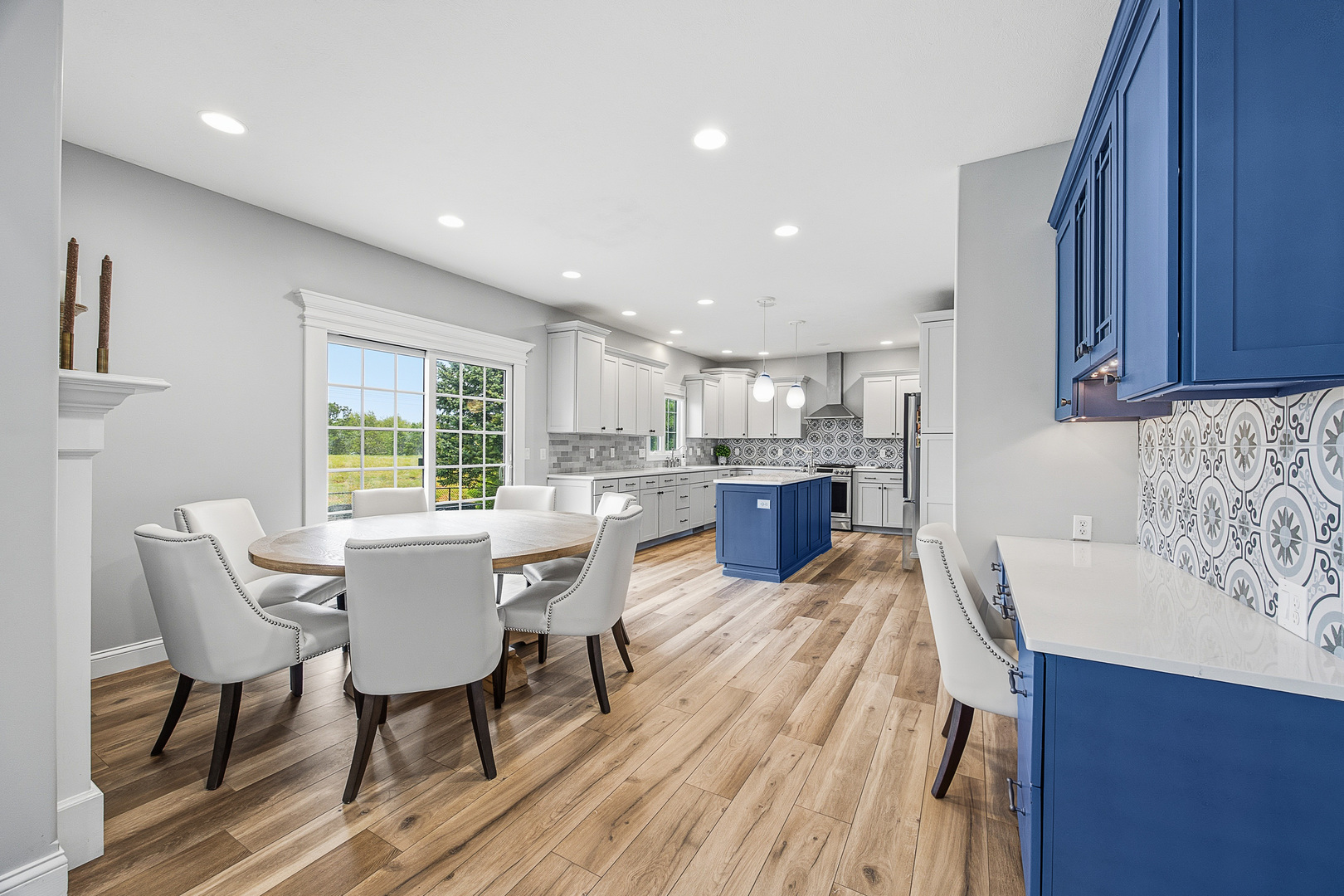 2704 Vrooman Court, Bloomington, IL 61704