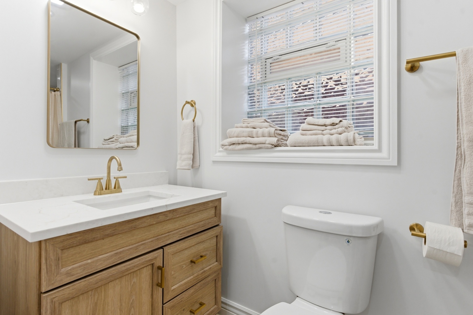 835 S Claremont Avenue, Chicago, IL 60612