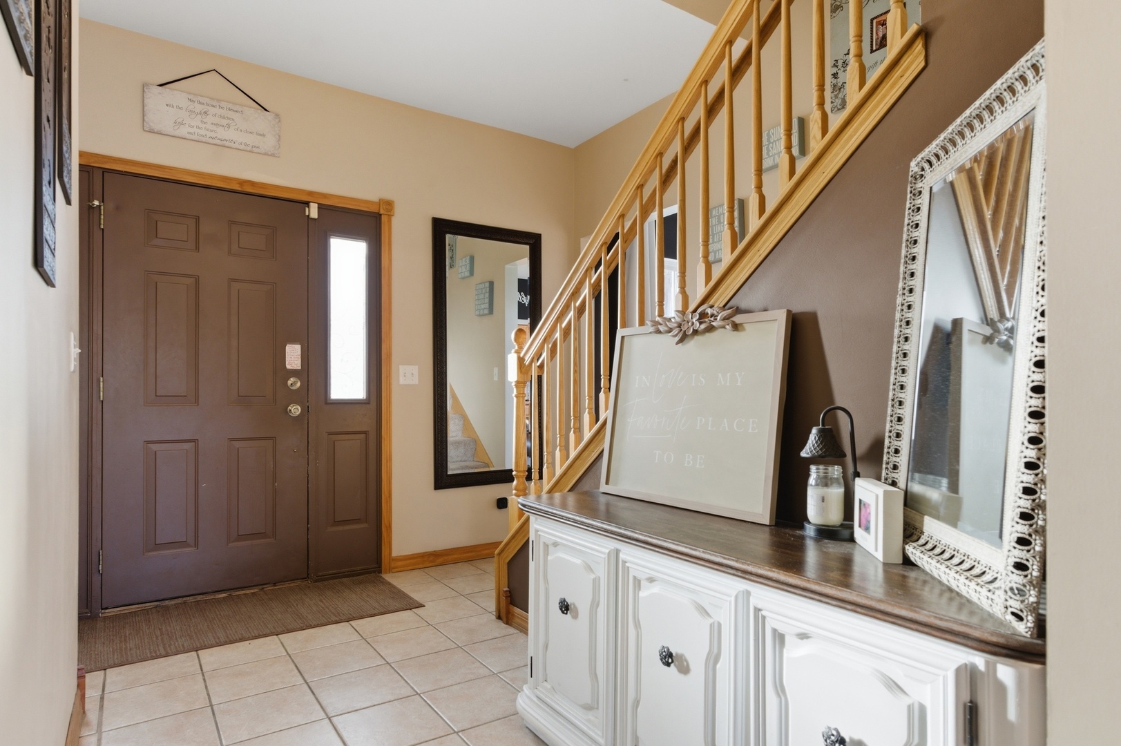 398 Essex Drive, Oswego, IL 60543