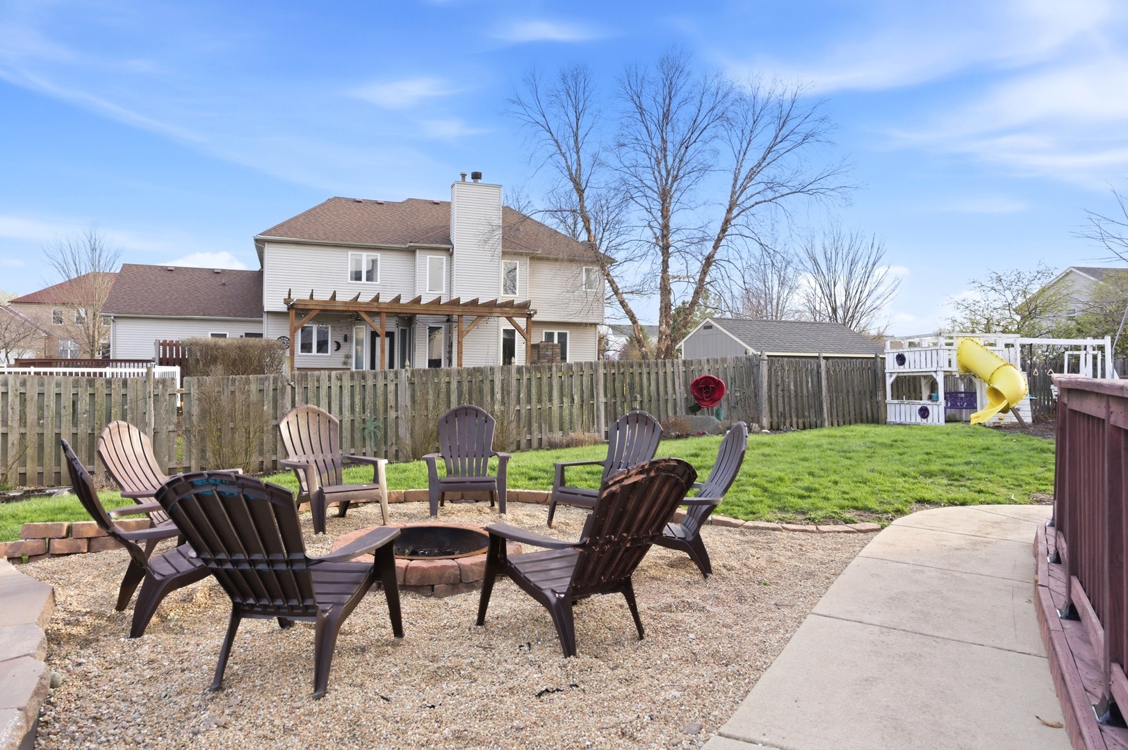 398 Essex Drive, Oswego, IL 60543