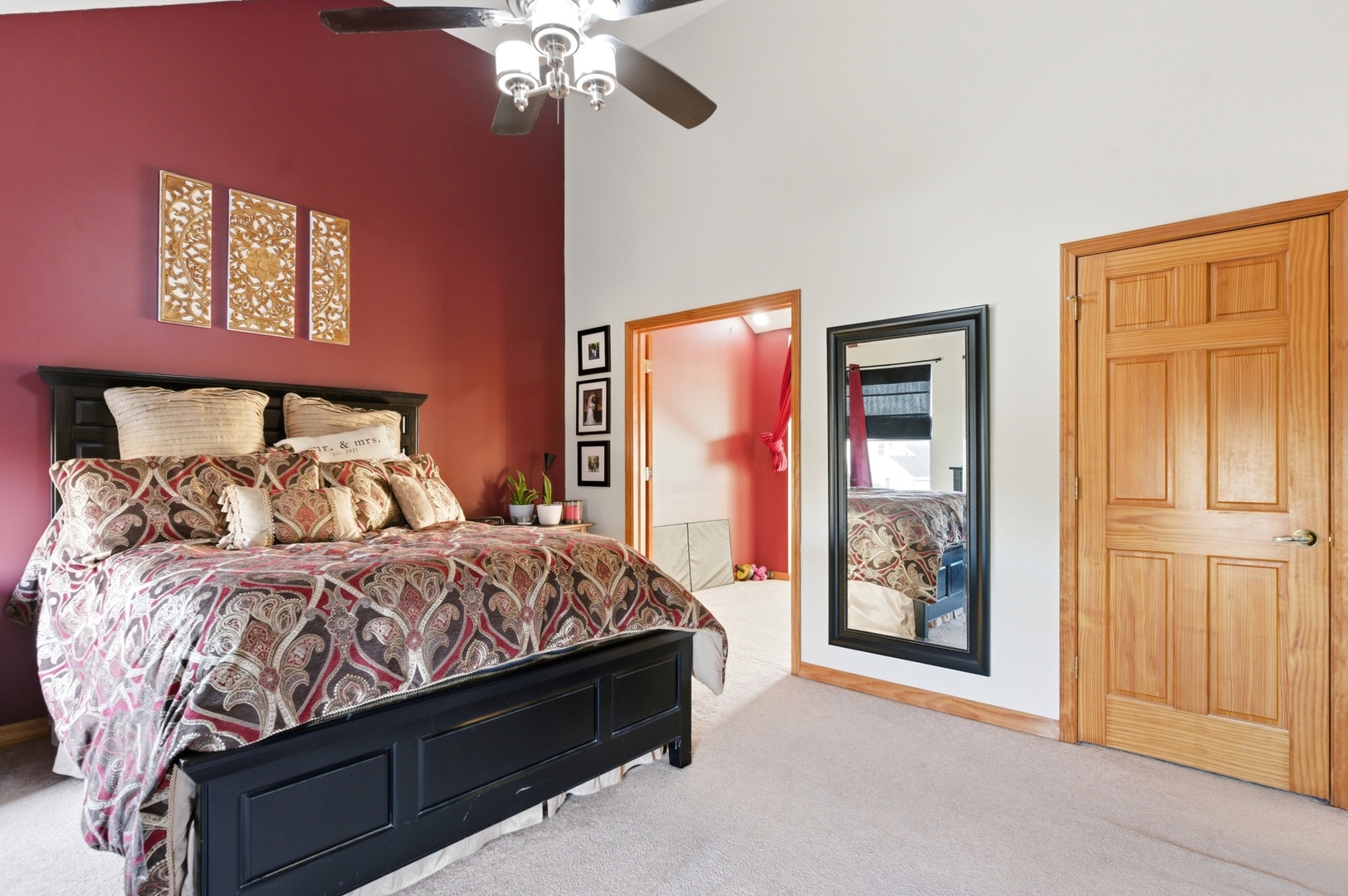 398 Essex Drive, Oswego, IL 60543