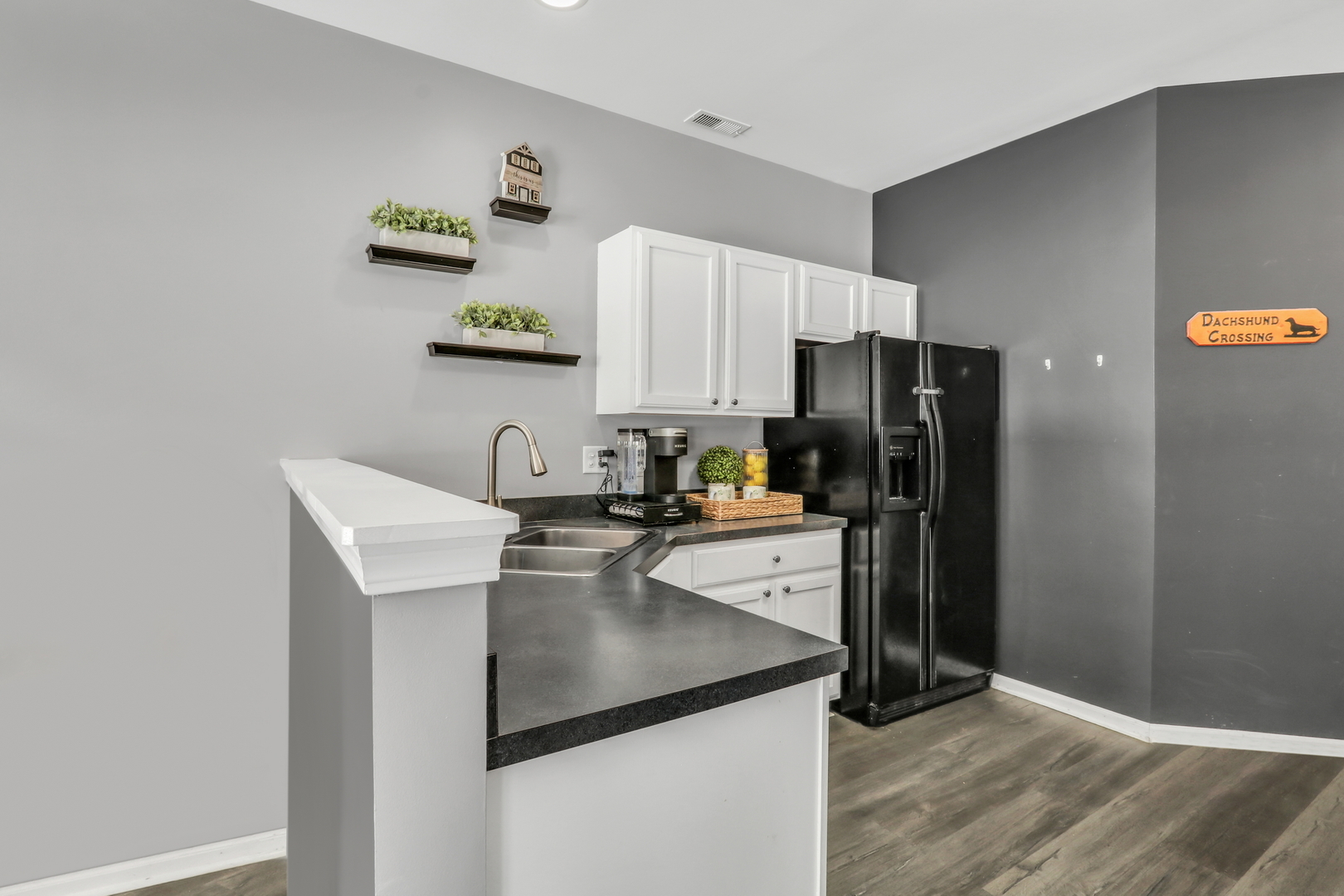 2904 Falling Waters Drive #2904, Lindenhurst, IL 60046