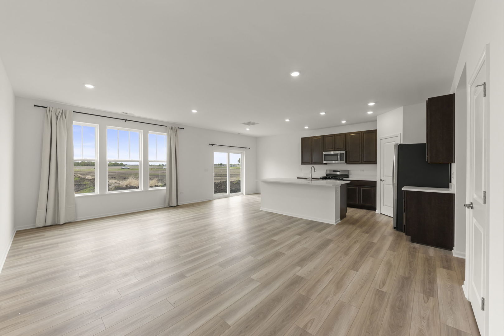 25734 W Wakefield Drive, Plainfield, IL 60544