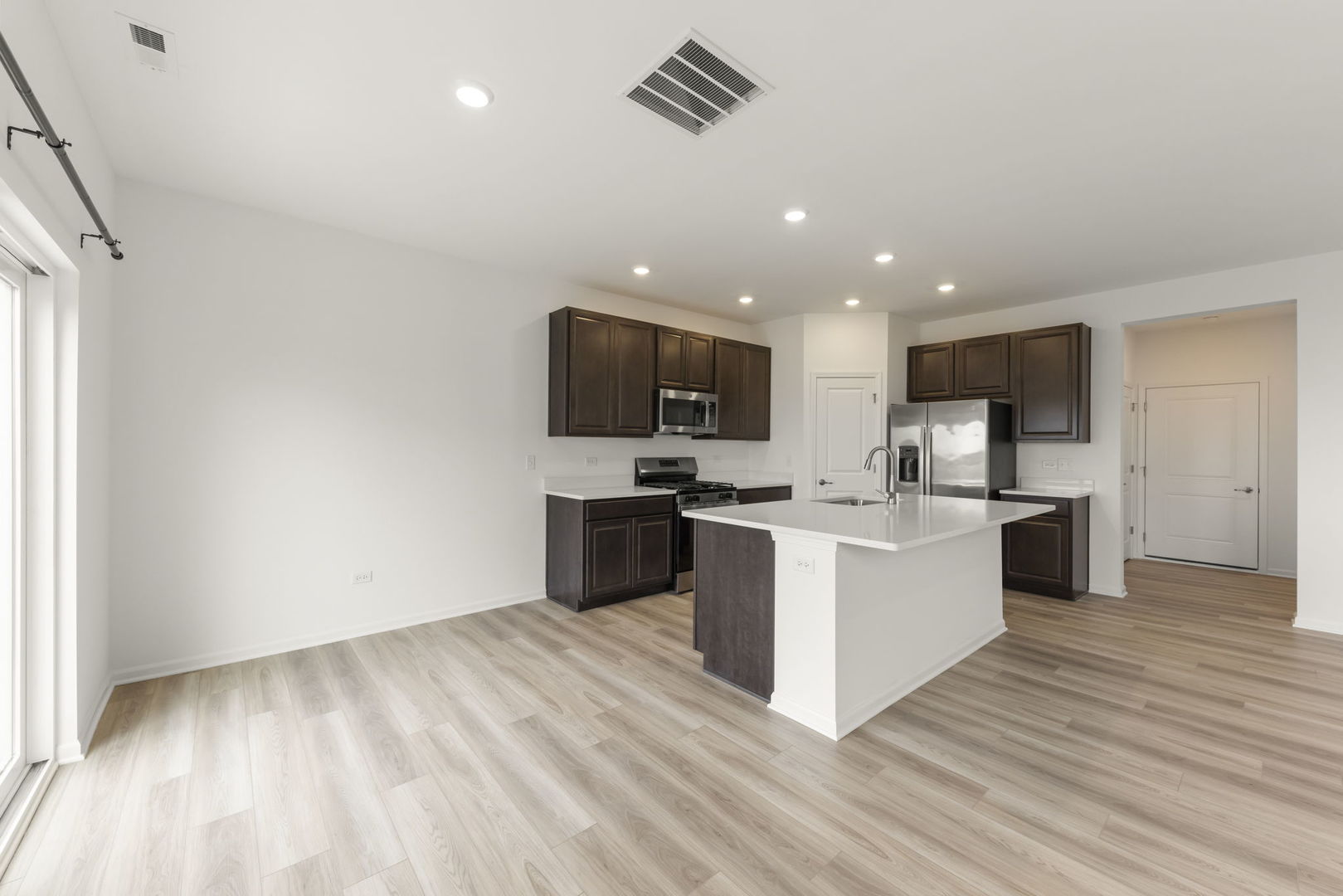 25734 W Wakefield Drive, Plainfield, IL 60544