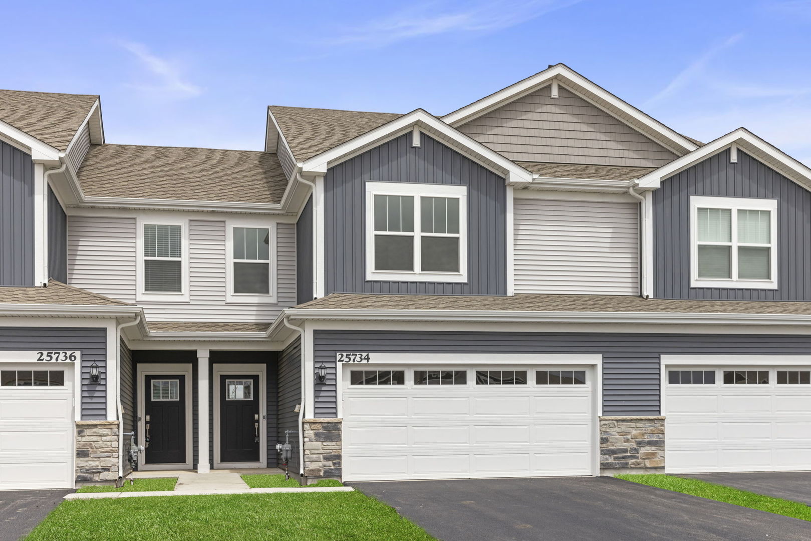 25734 W Wakefield Drive, Plainfield, IL 60544