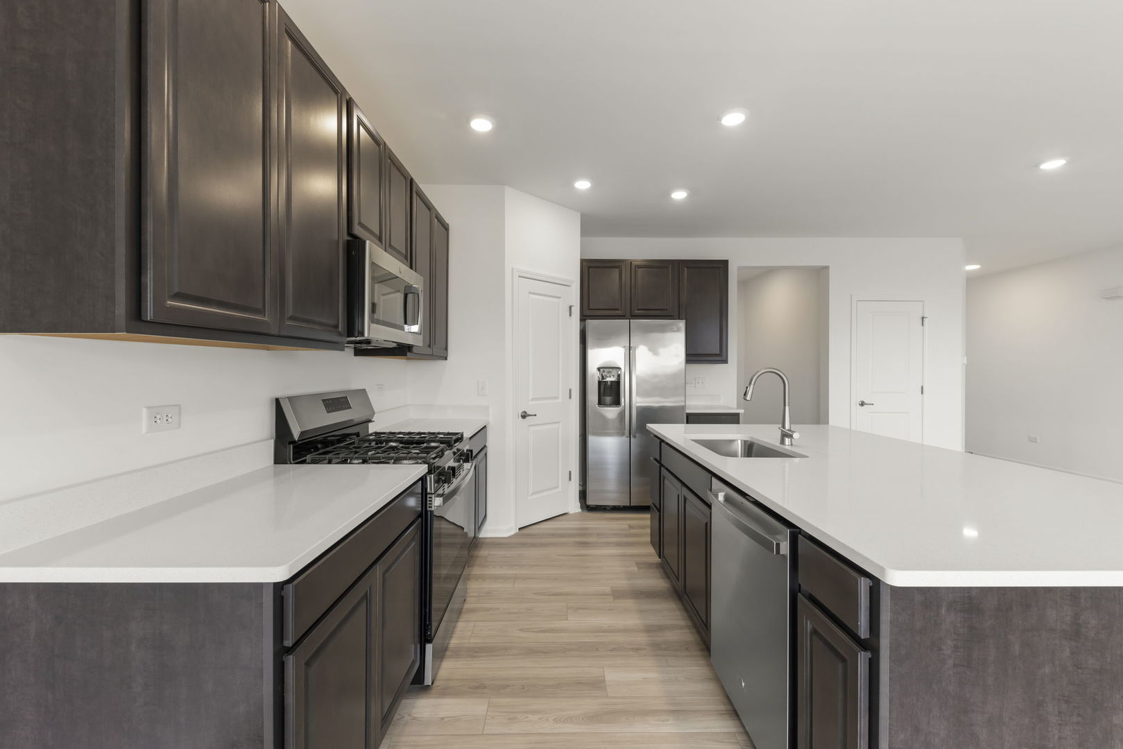 25734 W Wakefield Drive, Plainfield, IL 60544