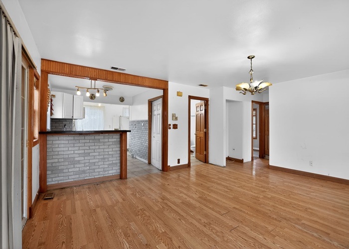 25174 W Claridan Avenue, Antioch, IL 60002