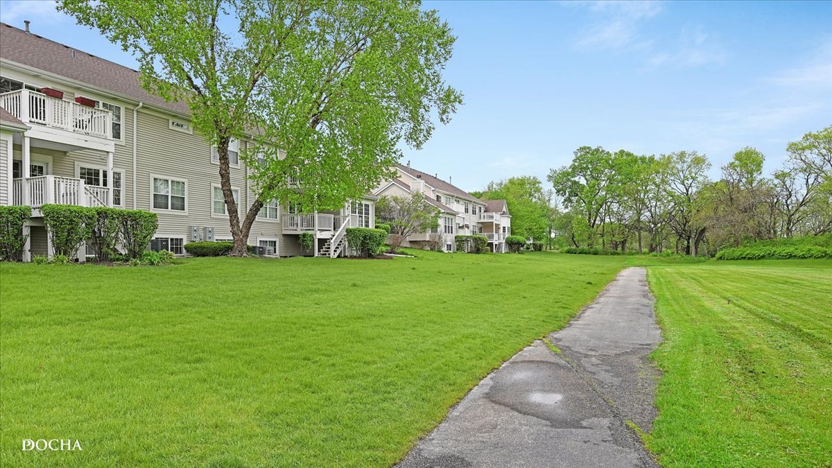 2727 Old Woods Trail #2727, Plainfield, IL 60586