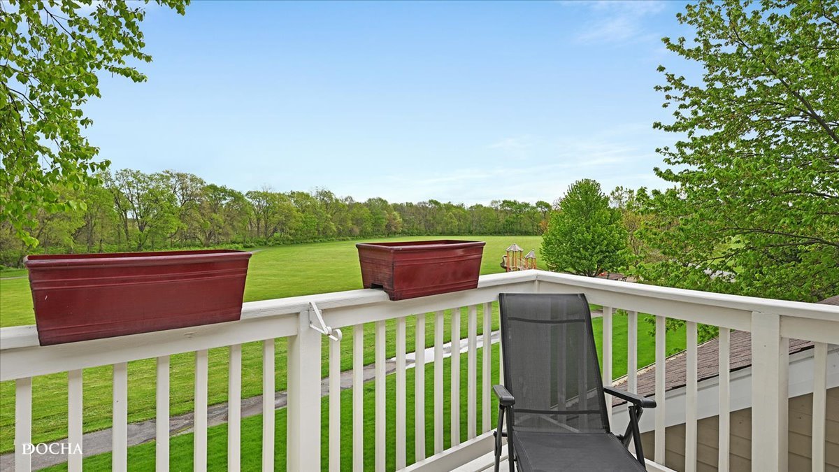 2727 Old Woods Trail #2727, Plainfield, IL 60586