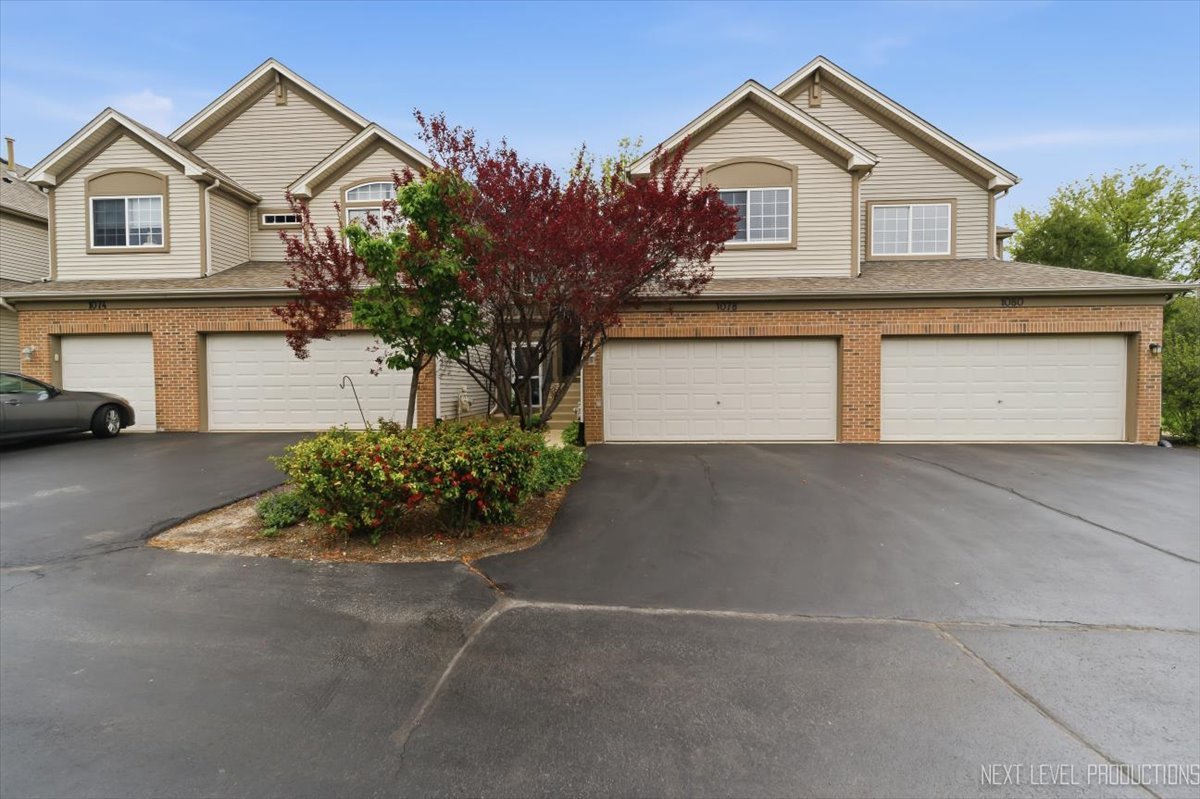 1078 Parkhill Circle #1078, Aurora, IL 60502