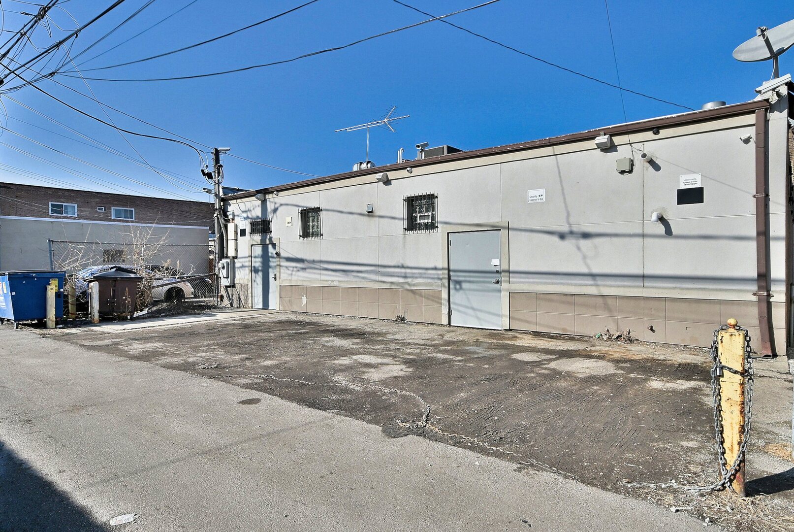 5319 W Belmont Avenue, Chicago, IL 60641