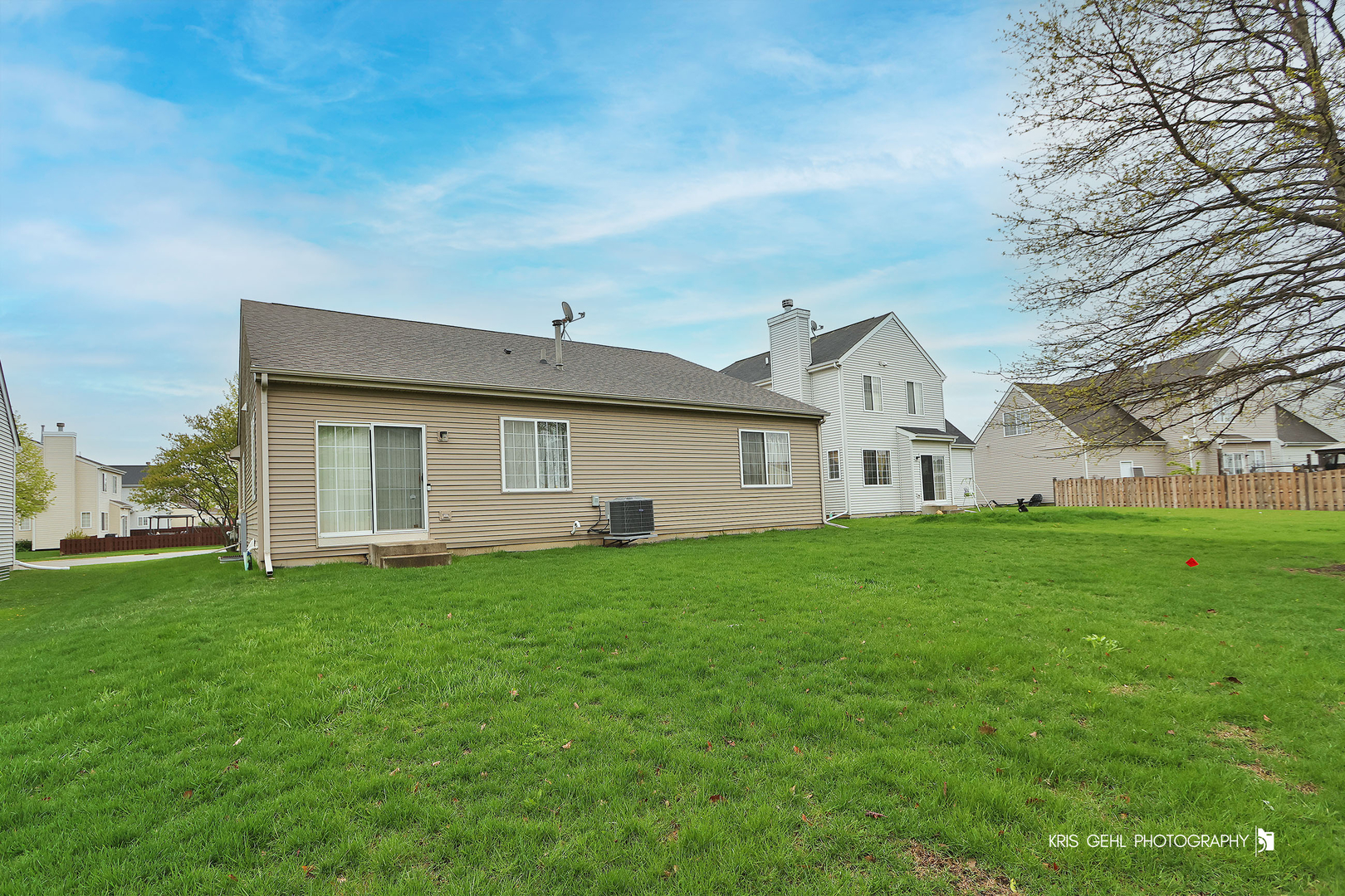 734 S Montclair Drive, Round Lake, IL 60073