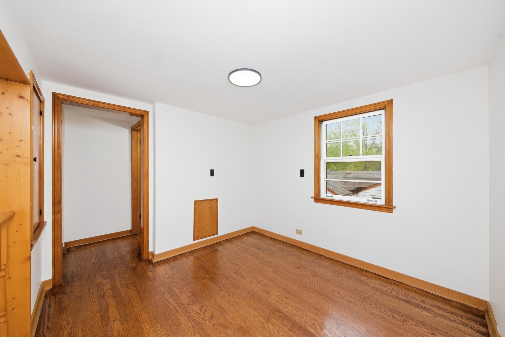 18409 Oakwood Avenue, Lansing, IL 60438