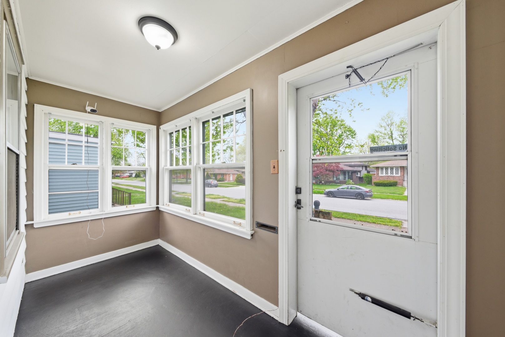 18409 Oakwood Avenue, Lansing, IL 60438